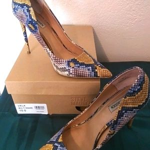Steve Madden Pumps